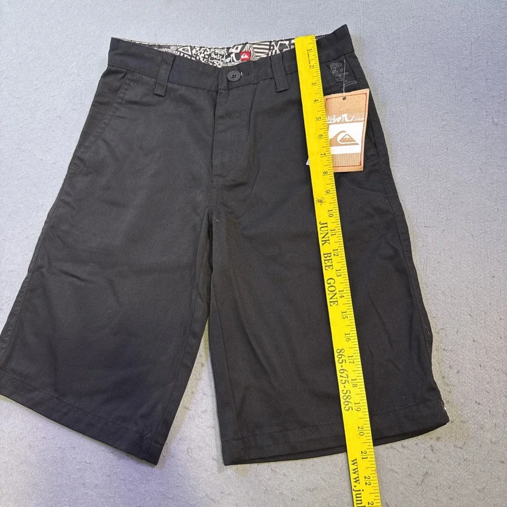 Quicksilver Shorts Men 27 Black Flat Front Chinos Canvas Beach Surfer Casual NWT